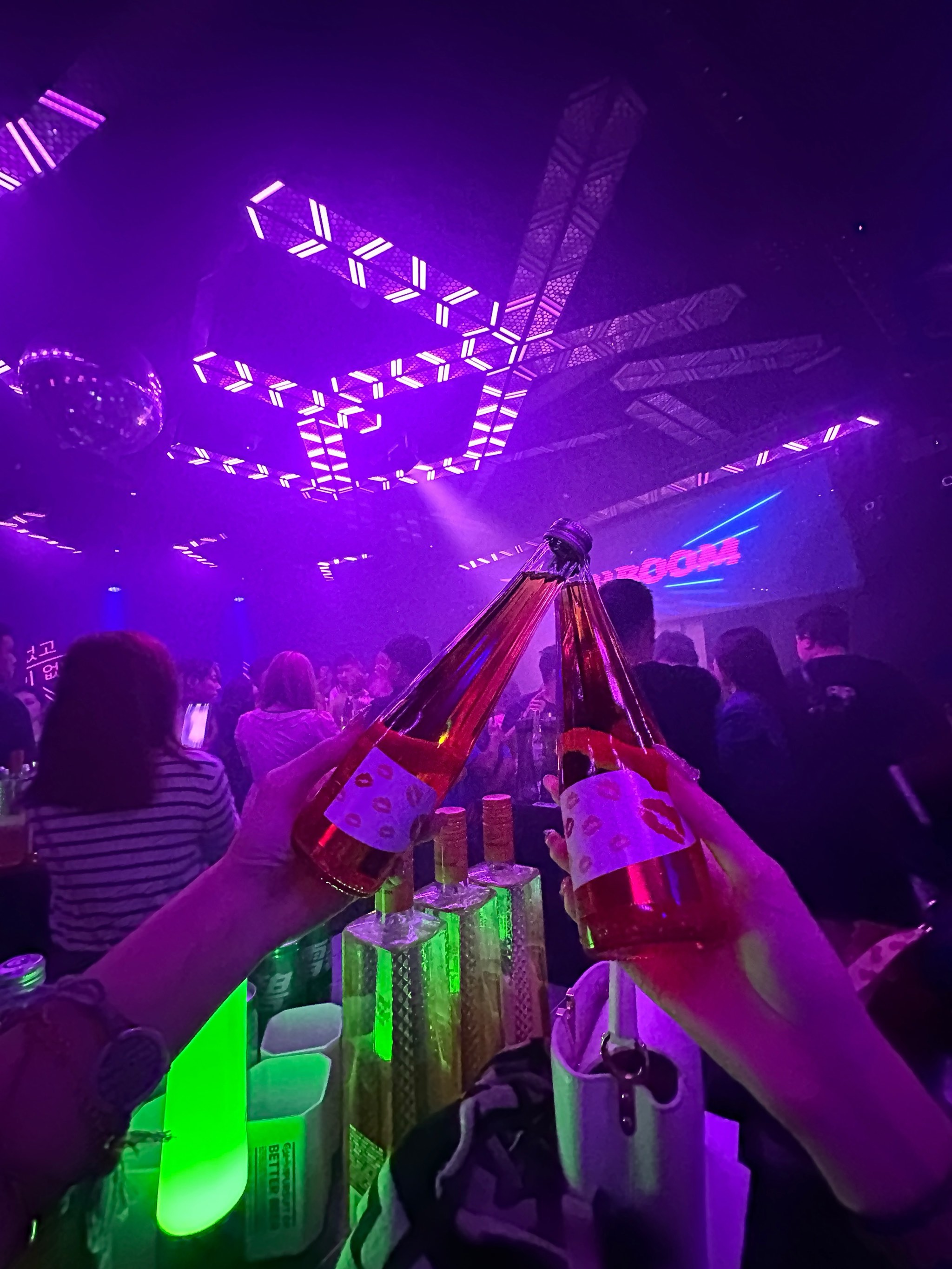 马鞍山商务ktv怎么玩商务ktv怎么算-含山县ktv预定